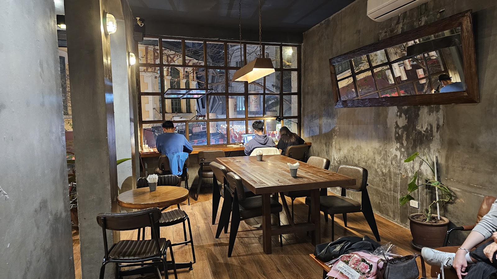 Aroi Dessert Cafe