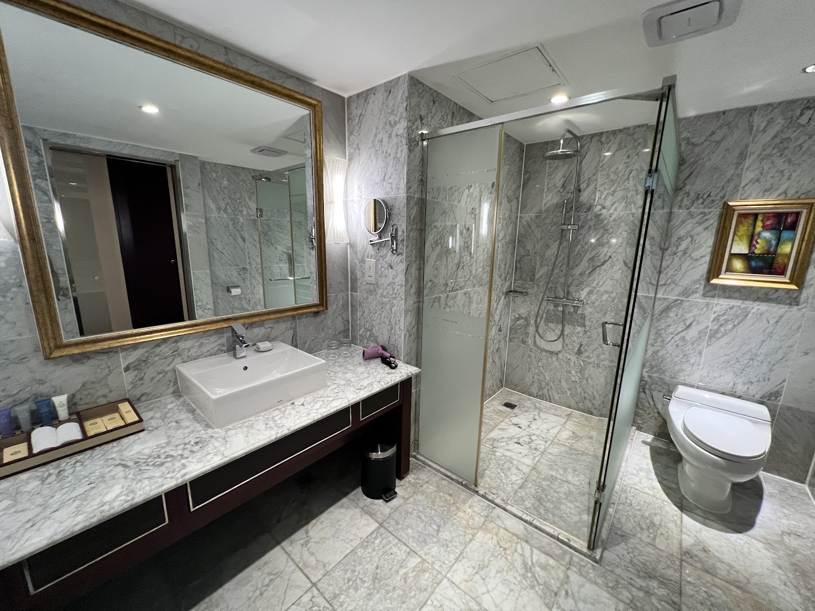 Grand Plaza Hotel Hanoi