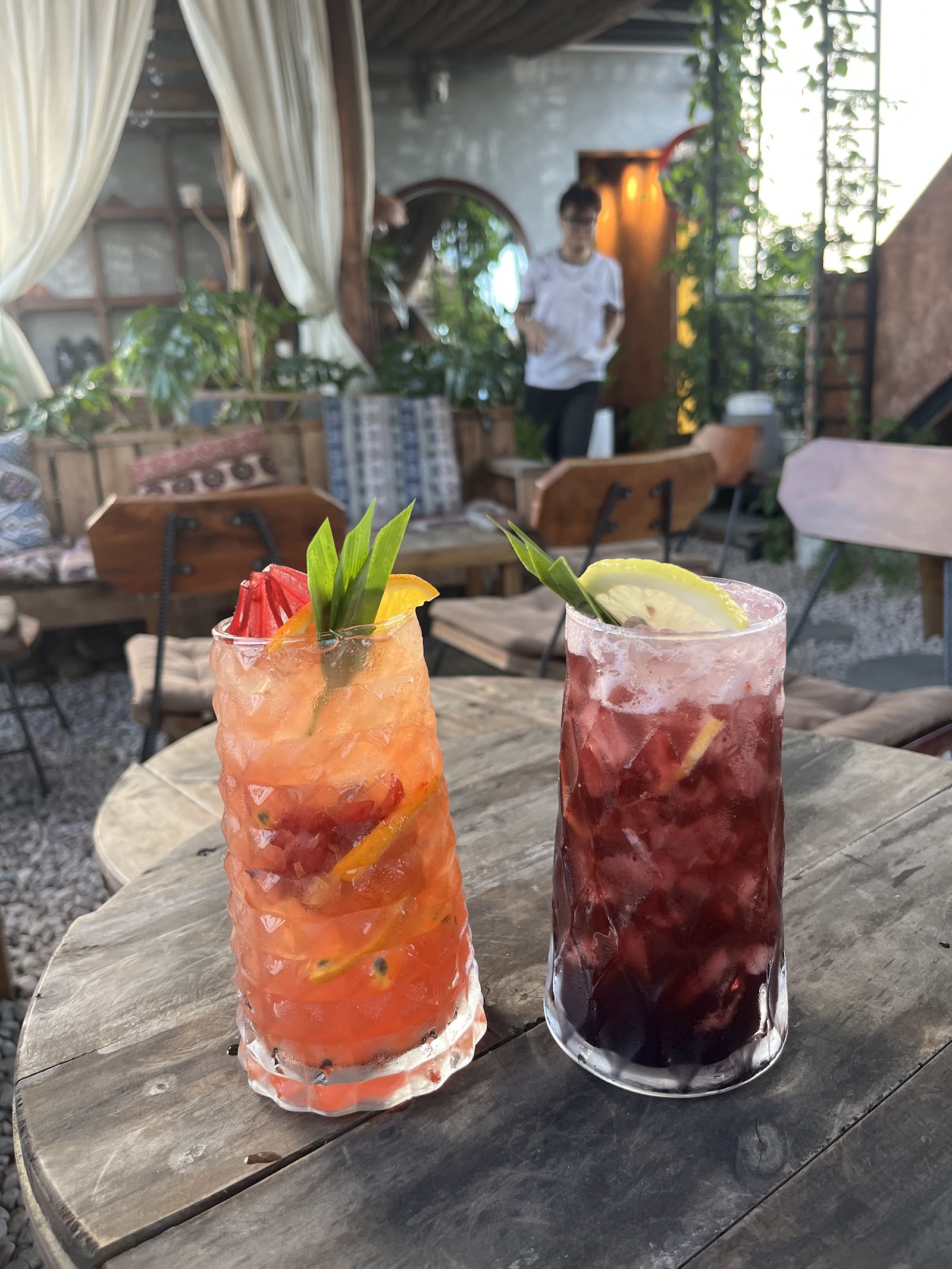 Le Jan Cafe