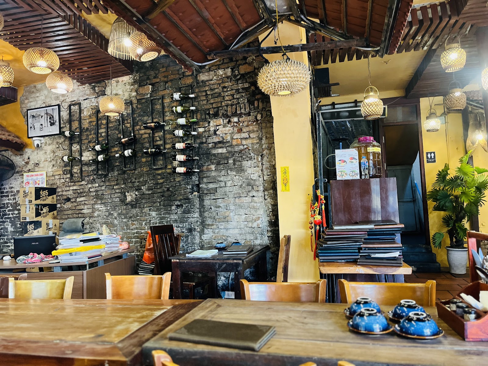 Madam Tran Restaurant - Vietnamese Restaurant & Vegan Foods