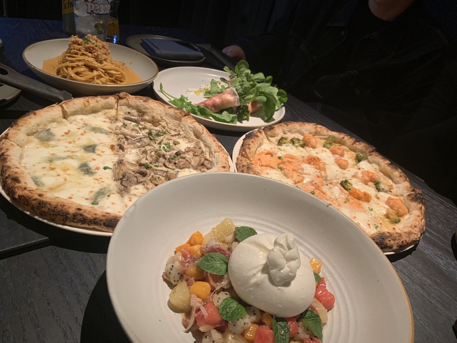 Pizza 4P's Hanoi Centre