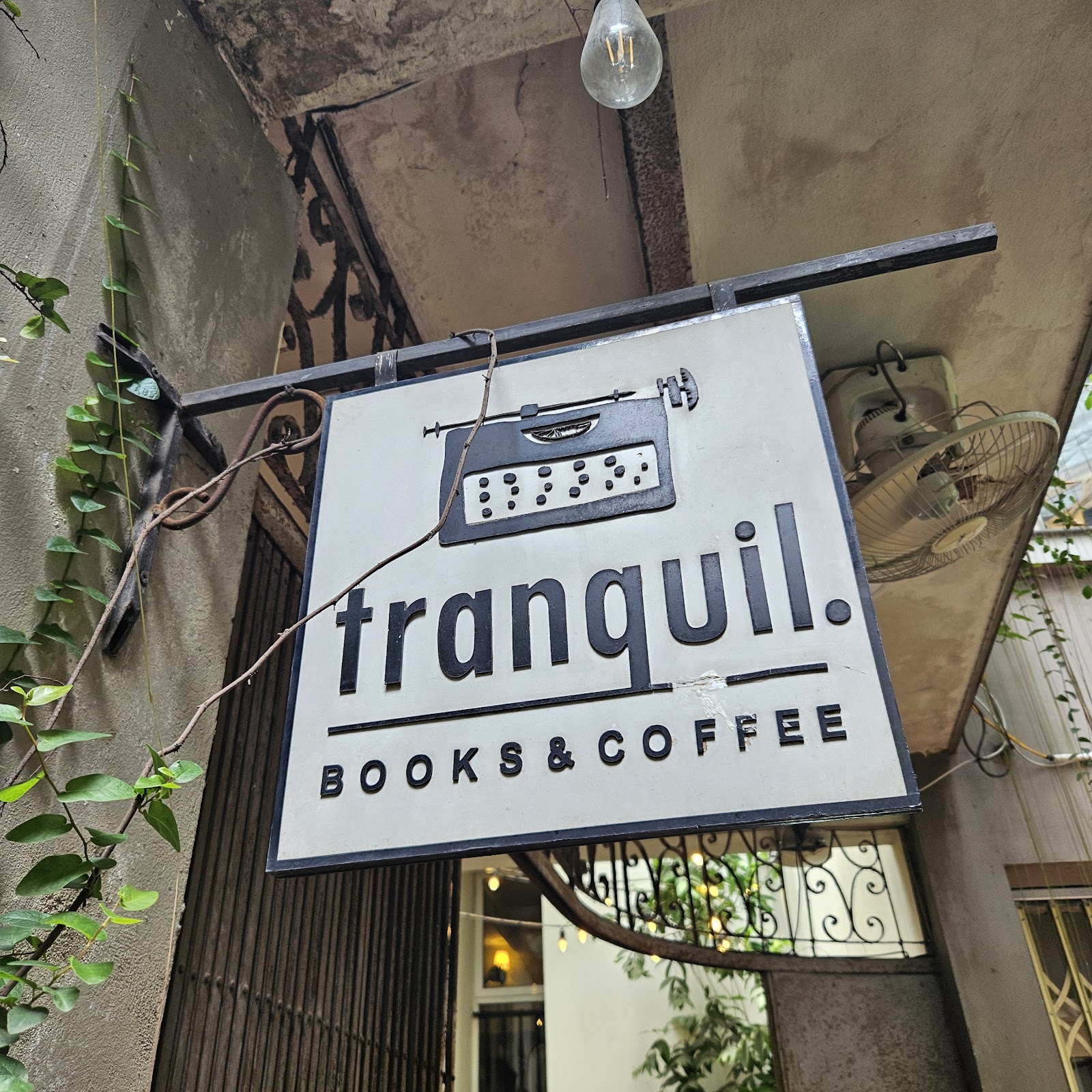 Tranquil Books & Coffee