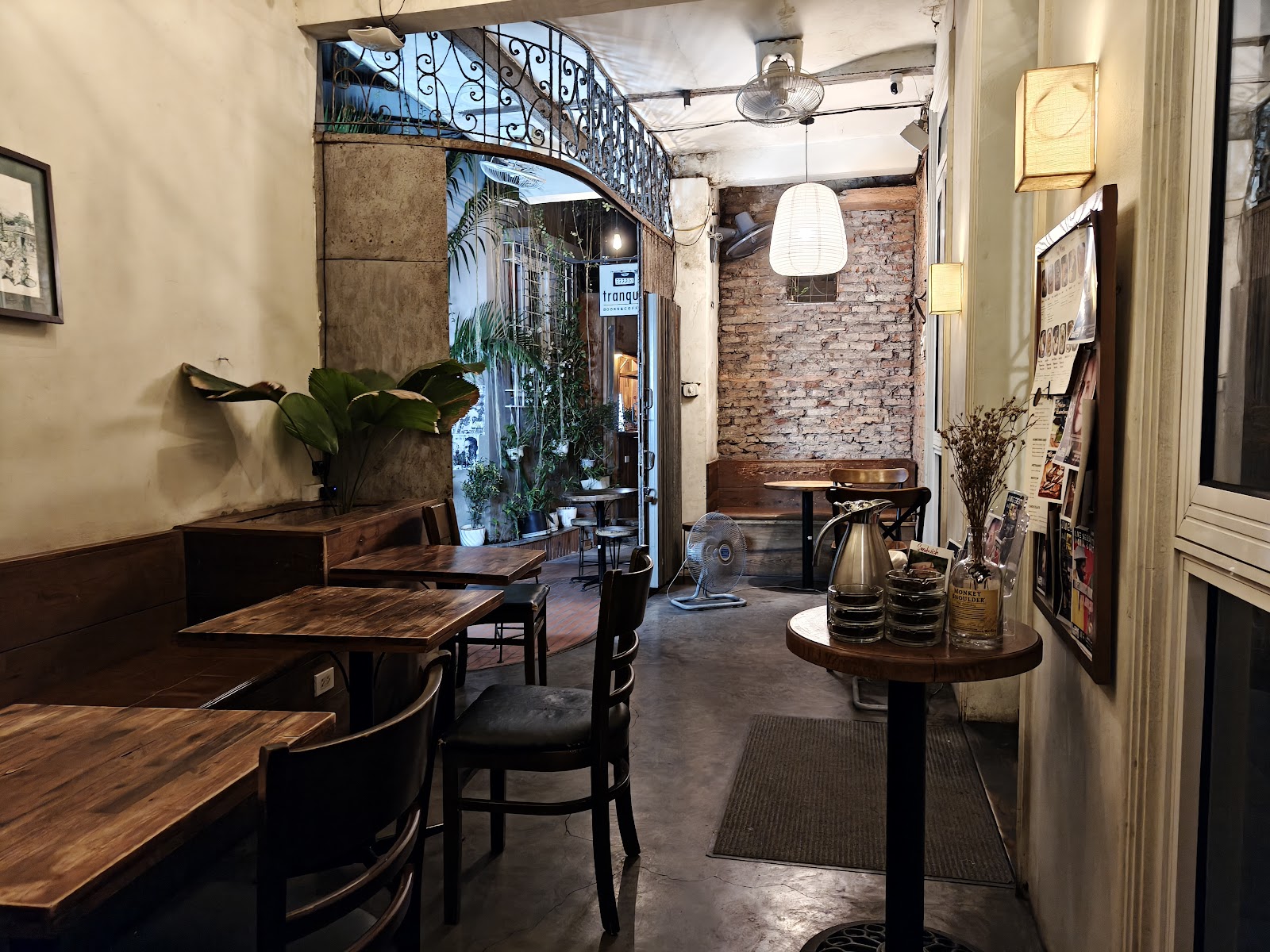 Tranquil Books & Coffee