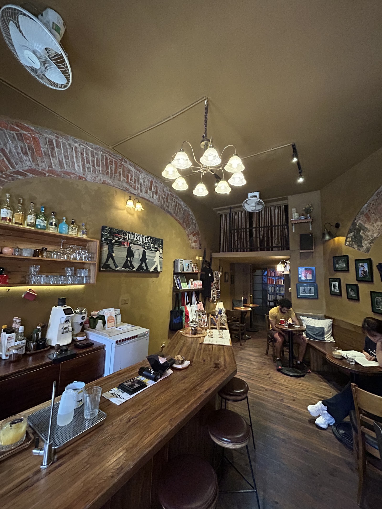 Tranquil Books & Coffee