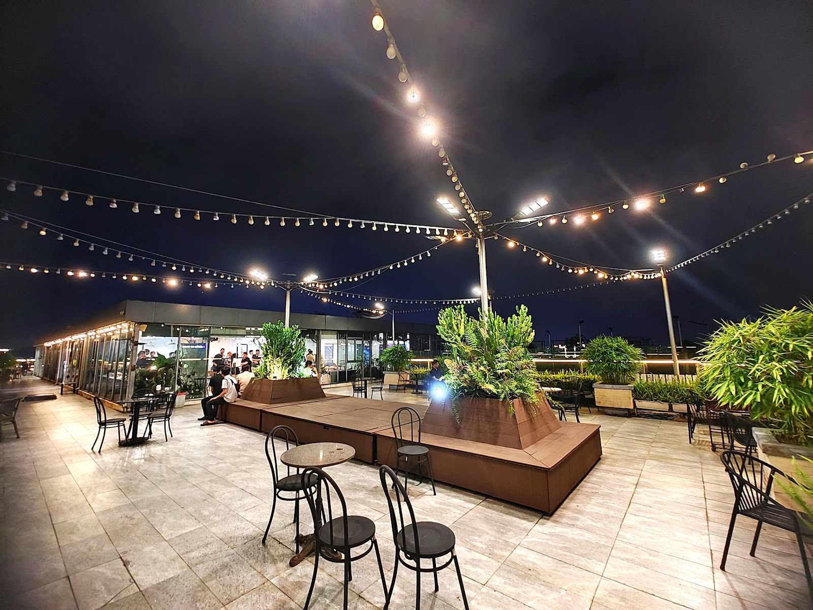 Trill Rooftop Cafe
